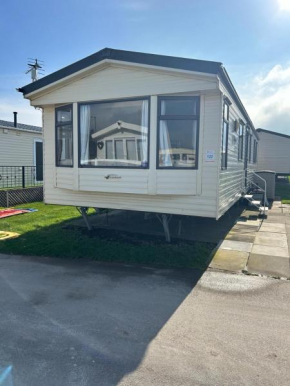 Towyn Golden Gate Rentals 122